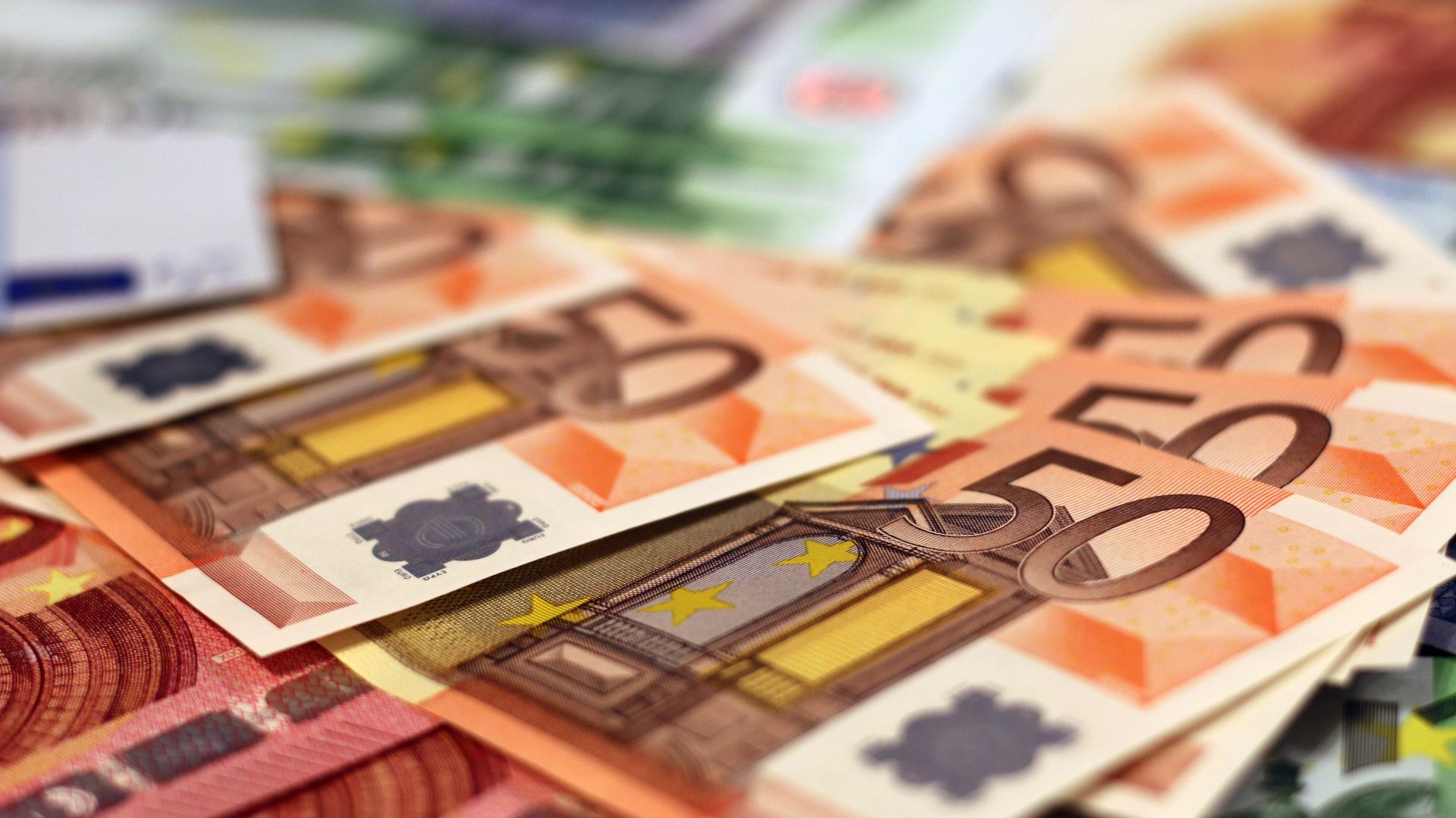 Banconote false in aumento, come riconoscerle - Adiconsum Veneto